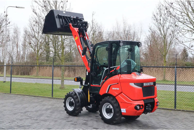 Manitou MLA 3-25 H | BUCKET | QUICK COUPLER | NEW UNUSED - Pyöräkuormaaja: kuva Manitou MLA 3-25 H | BUCKET | QUICK COUPLER | NEW UNUSED - Pyöräkuormaaja Manitou MLA 3-25 H | BUCKET | QUICK COUPLER | NEW UNUSED - Pyöräkuormaaja: kuva Manitou MLA 3-25 H | BUCKET | QUICK COUPLER | NEW UNUSED - Pyöräkuormaaja