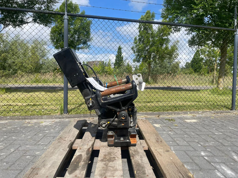 STEELWRIST STEELWRIST X06 S40 | TILT ROTATOR | VLS | FPL | RF | NEW / UNUSED - Rototilt - Rakennuskoneet: kuva STEELWRIST STEELWRIST X06 S40 | TILT ROTATOR | VLS | FPL | RF | NEW / UNUSED - Rototilt - Rakennuskoneet STEELWRIST STEELWRIST X06 S40 | TILT ROTATOR | VLS | FPL | RF | NEW / UNUSED - Rototilt - Rakennuskoneet: kuva STEELWRIST STEELWRIST X06 S40 | TILT ROTATOR | VLS | FPL | RF | NEW / UNUSED - Rototilt - Rakennuskoneet