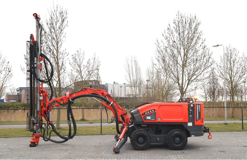 Sandvik 2 PIECES COMMANDO DC 300 RI S5 | ONLY 470 DRILLING HOURS - Porakone: kuva Sandvik 2 PIECES COMMANDO DC 300 RI S5 | ONLY 470 DRILLING HOURS - Porakone Sandvik 2 PIECES COMMANDO DC 300 RI S5 | ONLY 470 DRILLING HOURS - Porakone: kuva Sandvik 2 PIECES COMMANDO DC 300 RI S5 | ONLY 470 DRILLING HOURS - Porakone