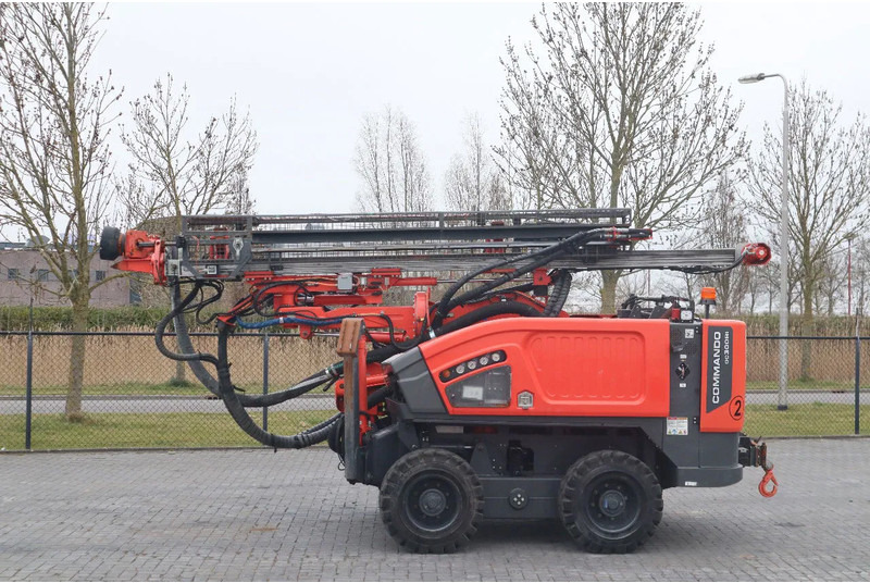 Sandvik 2 PIECES COMMANDO DC 300 RI S5 | ONLY 470 DRILLING HOURS - Porakone: kuva Sandvik 2 PIECES COMMANDO DC 300 RI S5 | ONLY 470 DRILLING HOURS - Porakone Sandvik 2 PIECES COMMANDO DC 300 RI S5 | ONLY 470 DRILLING HOURS - Porakone: kuva Sandvik 2 PIECES COMMANDO DC 300 RI S5 | ONLY 470 DRILLING HOURS - Porakone