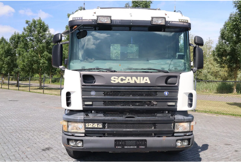 Scania P124-420 | 8X4 | HOOKLIFT | MANUAL | BIG AXLES | EURO 3 - Koukkulava kuorma-auto: kuva Scania P124-420 | 8X4 | HOOKLIFT | MANUAL | BIG AXLES | EURO 3 - Koukkulava kuorma-auto Scania P124-420 | 8X4 | HOOKLIFT | MANUAL | BIG AXLES | EURO 3 - Koukkulava kuorma-auto: kuva Scania P124-420 | 8X4 | HOOKLIFT | MANUAL | BIG AXLES | EURO 3 - Koukkulava kuorma-auto