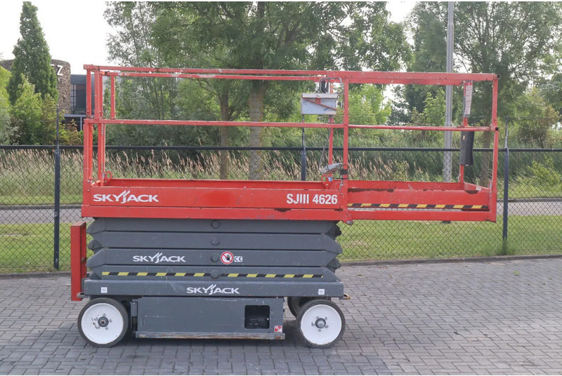Skyjack SJ III 4626 | 9.75 METER | 454 KG - Saksilava: kuva Skyjack SJ III 4626 | 9.75 METER | 454 KG - Saksilava Skyjack SJ III 4626 | 9.75 METER | 454 KG - Saksilava: kuva Skyjack SJ III 4626 | 9.75 METER | 454 KG - Saksilava