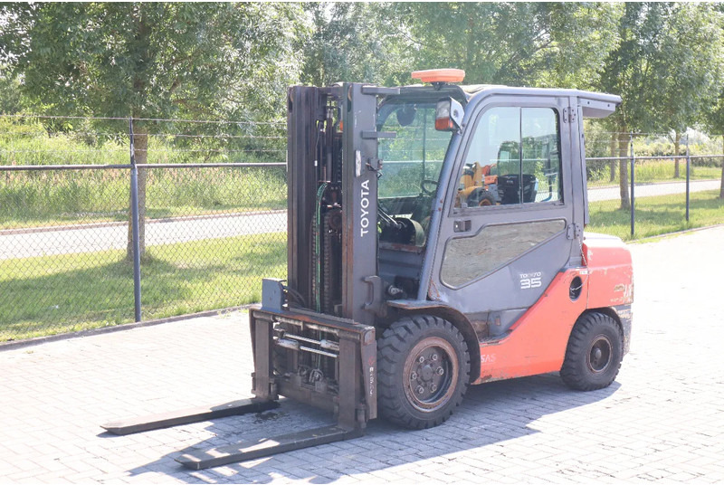 Toyota 02-8FDJF35 | 3.5 TON | SIDESHIFT | DUPLEX - Dieseltrukki: kuva Toyota 02-8FDJF35 | 3.5 TON | SIDESHIFT | DUPLEX - Dieseltrukki Toyota 02-8FDJF35 | 3.5 TON | SIDESHIFT | DUPLEX - Dieseltrukki: kuva Toyota 02-8FDJF35 | 3.5 TON | SIDESHIFT | DUPLEX - Dieseltrukki