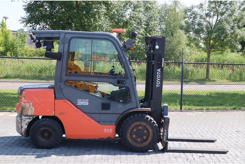 Toyota 02-8FDJF35 | 3.5 TON | SIDESHIFT | DUPLEX - Dieseltrukki: kuva Toyota 02-8FDJF35 | 3.5 TON | SIDESHIFT | DUPLEX - Dieseltrukki Toyota 02-8FDJF35 | 3.5 TON | SIDESHIFT | DUPLEX - Dieseltrukki: kuva Toyota 02-8FDJF35 | 3.5 TON | SIDESHIFT | DUPLEX - Dieseltrukki