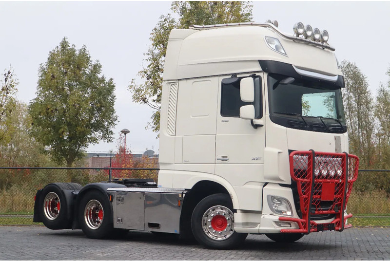 DAF XF 530 | 6X2 | RETARDER | SSC | EURO 6 - Vetopöytäauto: kuva DAF XF 530 | 6X2 | RETARDER | SSC | EURO 6 - Vetopöytäauto DAF XF 530 | 6X2 | RETARDER | SSC | EURO 6 - Vetopöytäauto: kuva DAF XF 530 | 6X2 | RETARDER | SSC | EURO 6 - Vetopöytäauto