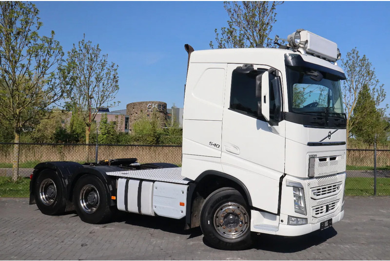 Volvo FH 13.540 6X4 | TANDEM LIFT | RETARDER | BIG AXLES | HYDR. | EURO 6 - Vetopöytäauto: kuva Volvo FH 13.540 6X4 | TANDEM LIFT | RETARDER | BIG AXLES | HYDR. | EURO 6 - Vetopöytäauto Volvo FH 13.540 6X4 | TANDEM LIFT | RETARDER | BIG AXLES | HYDR. | EURO 6 - Vetopöytäauto: kuva Volvo FH 13.540 6X4 | TANDEM LIFT | RETARDER | BIG AXLES | HYDR. | EURO 6 - Vetopöytäauto