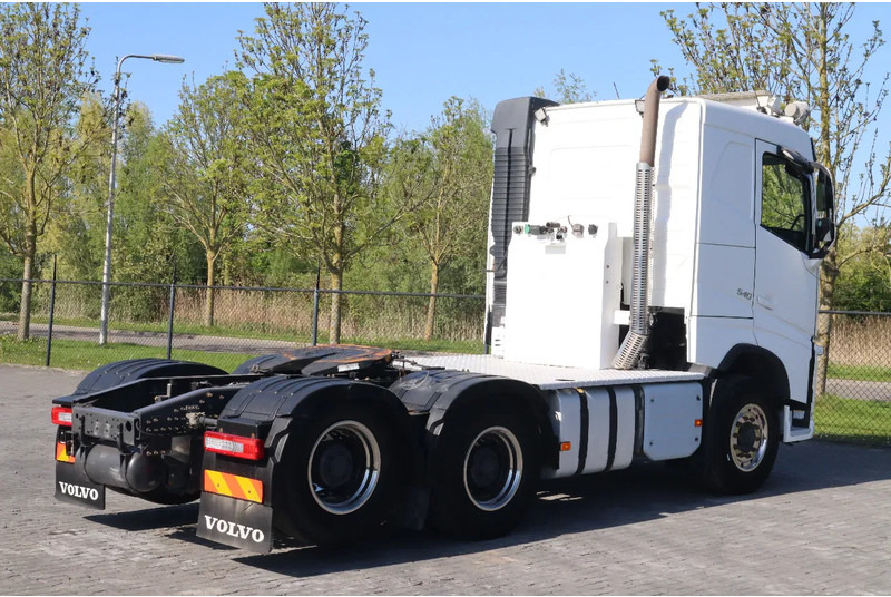 Volvo FH 13.540 6X4 | TANDEM LIFT | RETARDER | BIG AXLES | HYDR. | EURO 6 - Vetopöytäauto: kuva Volvo FH 13.540 6X4 | TANDEM LIFT | RETARDER | BIG AXLES | HYDR. | EURO 6 - Vetopöytäauto Volvo FH 13.540 6X4 | TANDEM LIFT | RETARDER | BIG AXLES | HYDR. | EURO 6 - Vetopöytäauto: kuva Volvo FH 13.540 6X4 | TANDEM LIFT | RETARDER | BIG AXLES | HYDR. | EURO 6 - Vetopöytäauto