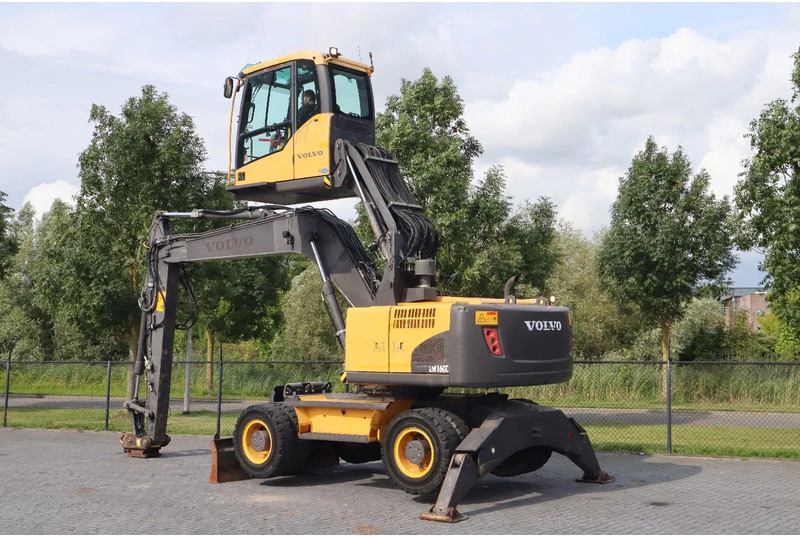 Volvo EW160 C | QUICK COUPLER | ELEVATING CABIN | UMSCHLAG - Pyöräalustainen kaivinkone: kuva Volvo EW160 C | QUICK COUPLER | ELEVATING CABIN | UMSCHLAG - Pyöräalustainen kaivinkone Volvo EW160 C | QUICK COUPLER | ELEVATING CABIN | UMSCHLAG - Pyöräalustainen kaivinkone: kuva Volvo EW160 C | QUICK COUPLER | ELEVATING CABIN | UMSCHLAG - Pyöräalustainen kaivinkone