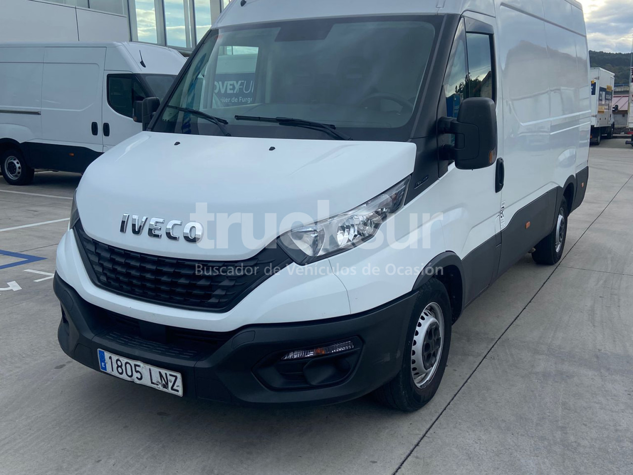 IVECO 35S14 12M3 - Jakeluauto: kuva IVECO 35S14 12M3 - Jakeluauto IVECO 35S14 12M3 - Jakeluauto: kuva IVECO 35S14 12M3 - Jakeluauto
