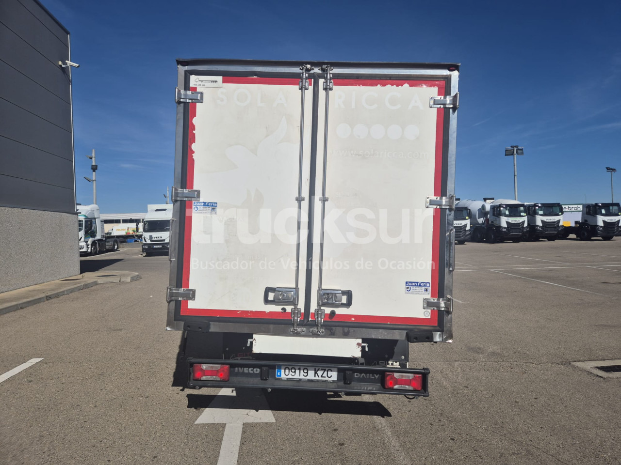 IVECO 72C18 - Refrigeraattori kuorma-auto: kuva IVECO 72C18 - Refrigeraattori kuorma-auto IVECO 72C18 - Refrigeraattori kuorma-auto: kuva IVECO 72C18 - Refrigeraattori kuorma-auto