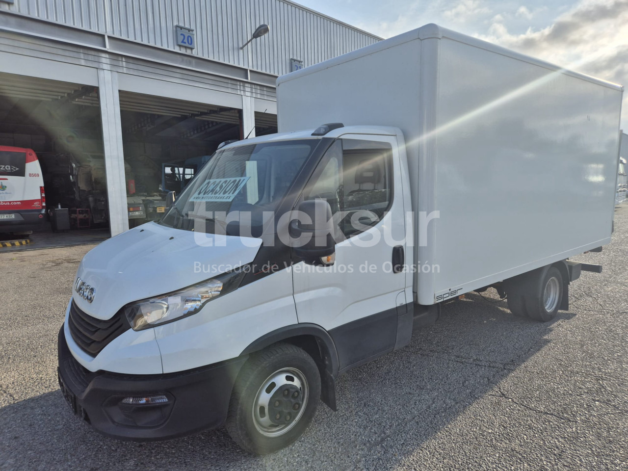 IVECO DAILY 35C16H - Jakeluauto: kuva IVECO DAILY 35C16H - Jakeluauto IVECO DAILY 35C16H - Jakeluauto: kuva IVECO DAILY 35C16H - Jakeluauto