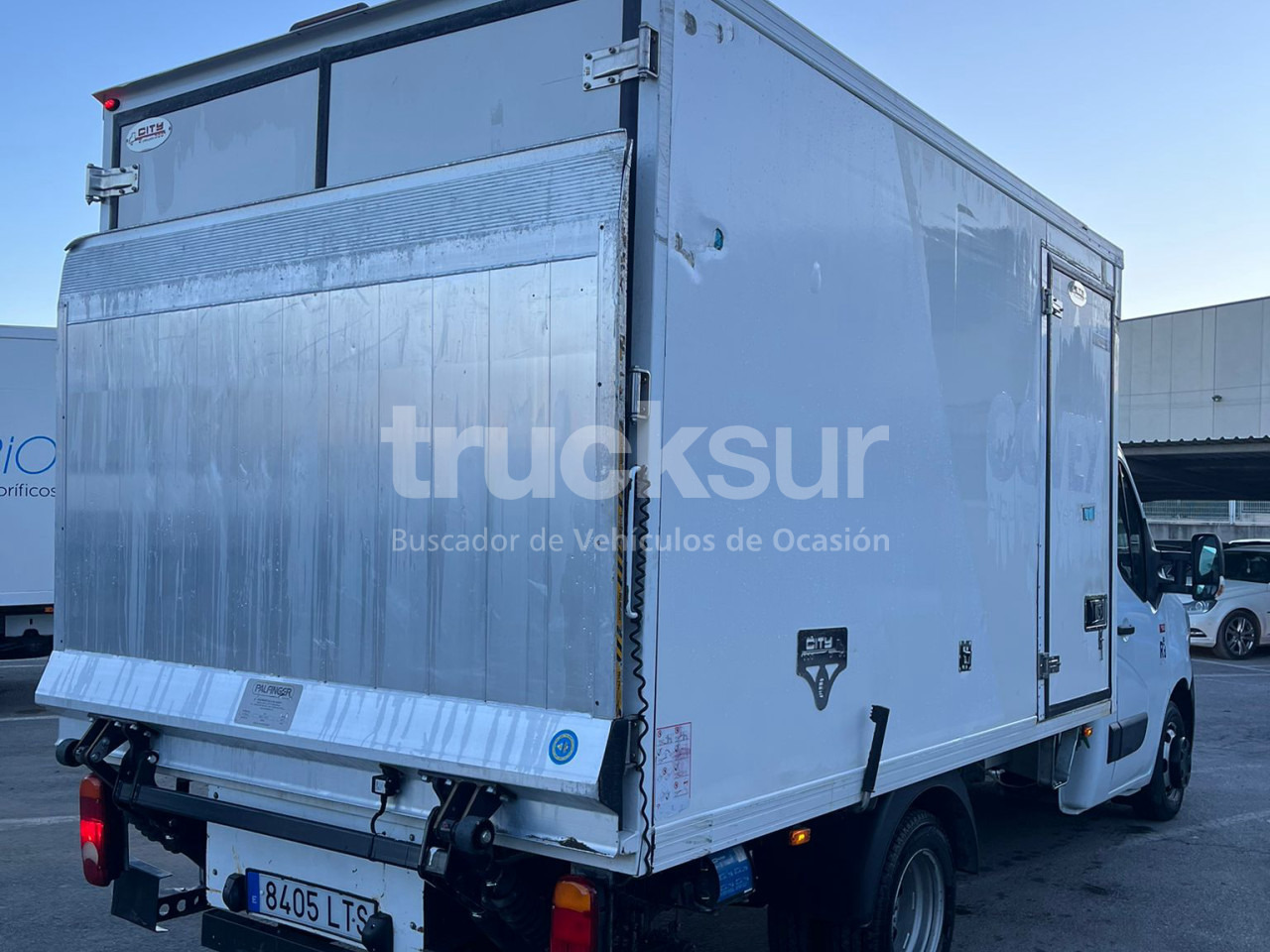 RENAULT 165.35 FRC-X P/E - Jakeluauto: kuva RENAULT 165.35 FRC-X P/E - Jakeluauto RENAULT 165.35 FRC-X P/E - Jakeluauto: kuva RENAULT 165.35 FRC-X P/E - Jakeluauto