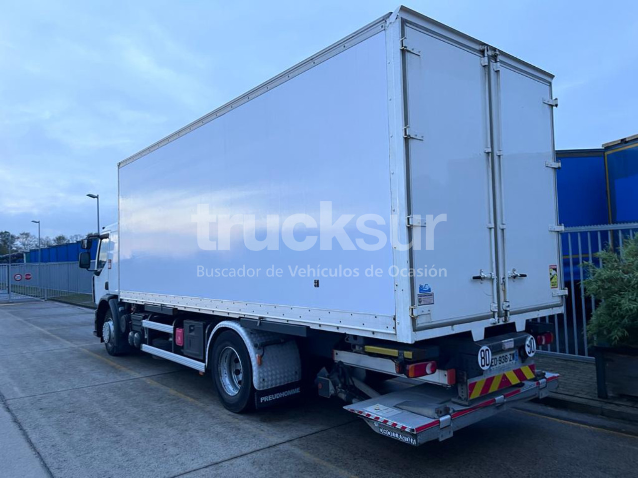 RENAULT D280.18 - Umpikori kuorma-auto: kuva RENAULT D280.18 - Umpikori kuorma-auto RENAULT D280.18 - Umpikori kuorma-auto: kuva RENAULT D280.18 - Umpikori kuorma-auto