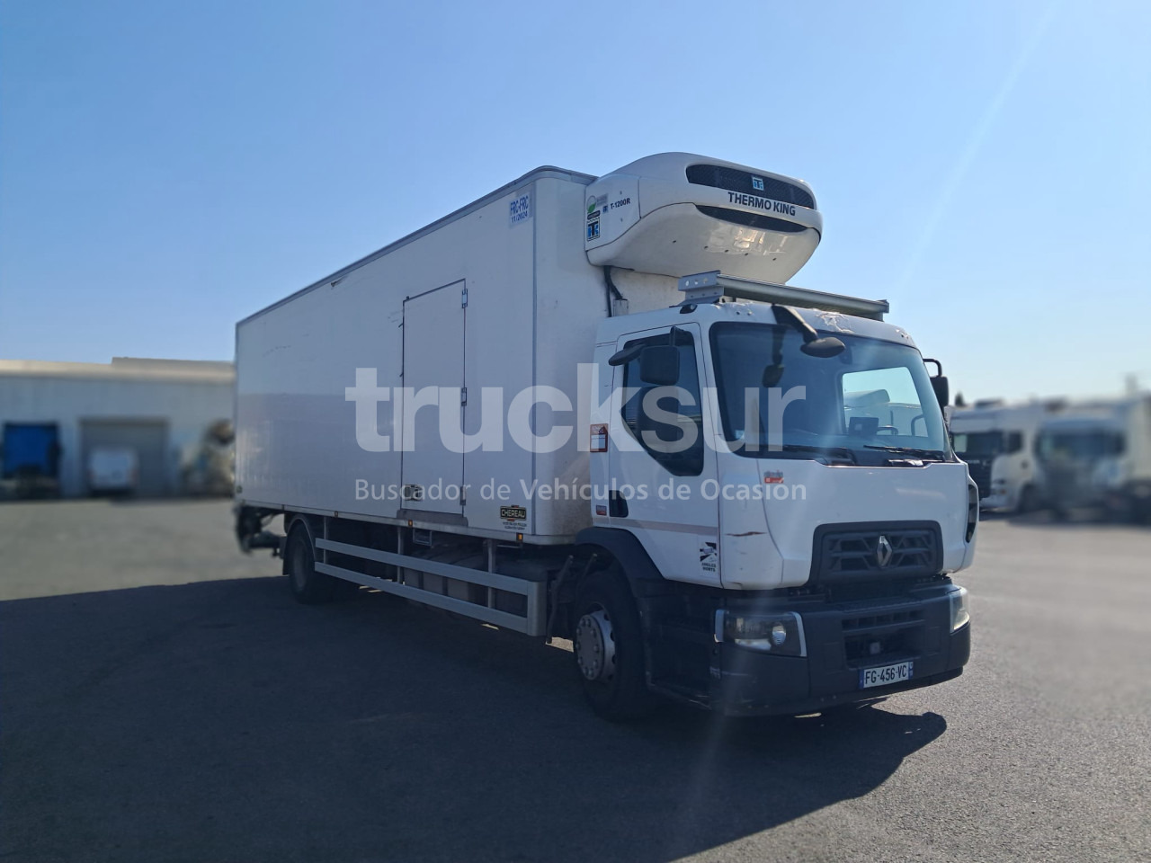 RENAULT D320.18 - Refrigeraattori kuorma-auto: kuva RENAULT D320.18 - Refrigeraattori kuorma-auto RENAULT D320.18 - Refrigeraattori kuorma-auto: kuva RENAULT D320.18 - Refrigeraattori kuorma-auto