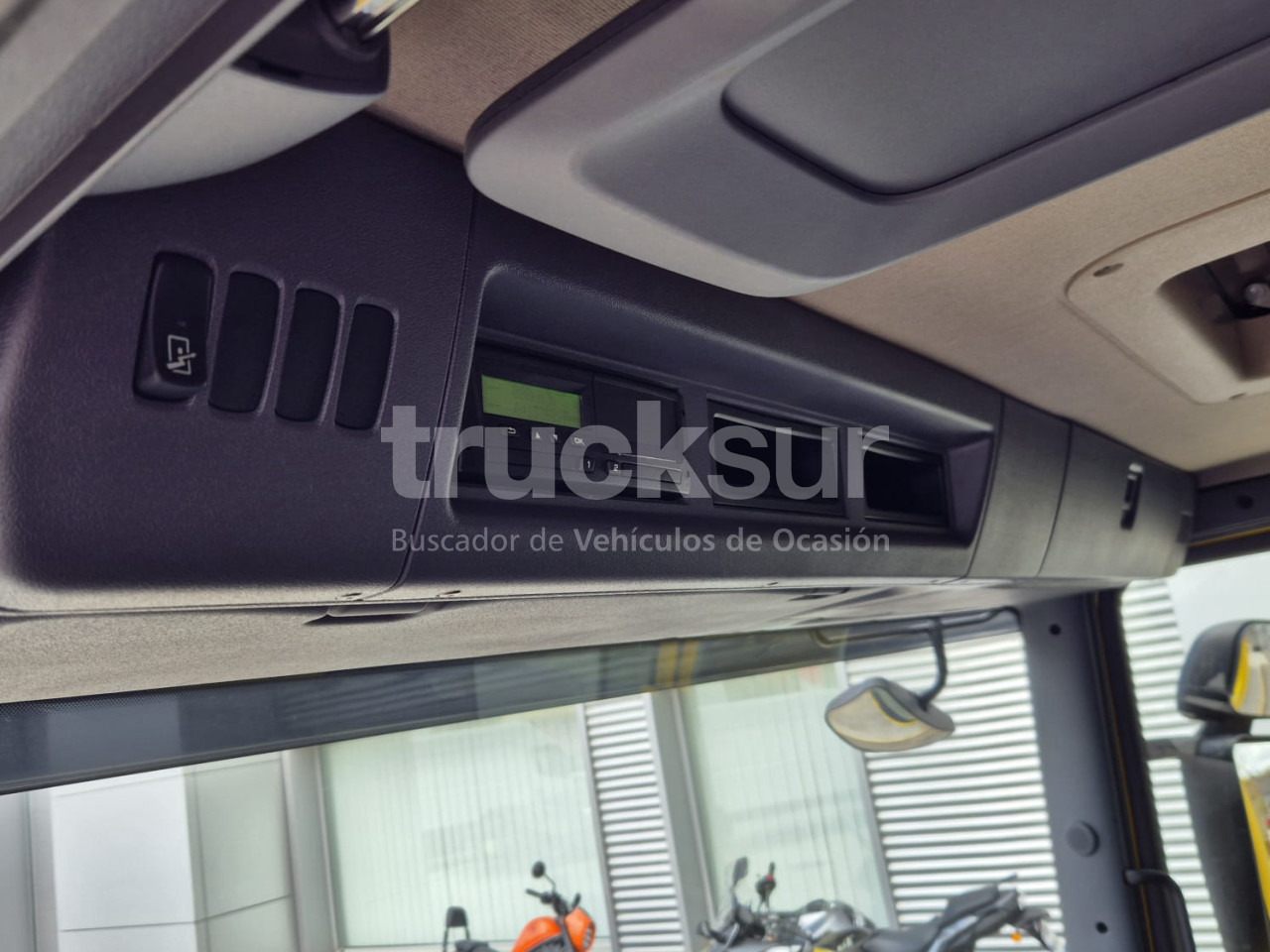 Umpikori kuorma-auto SCANIA P280: kuva Umpikori kuorma-auto SCANIA P280