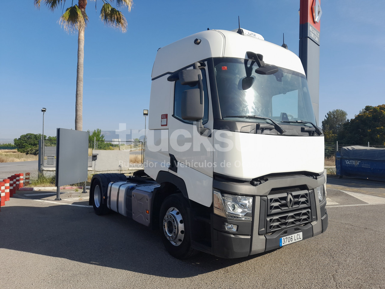 RENAULT T480 SLEEPER CAB - Vetopöytäauto: kuva RENAULT T480 SLEEPER CAB - Vetopöytäauto RENAULT T480 SLEEPER CAB - Vetopöytäauto: kuva RENAULT T480 SLEEPER CAB - Vetopöytäauto