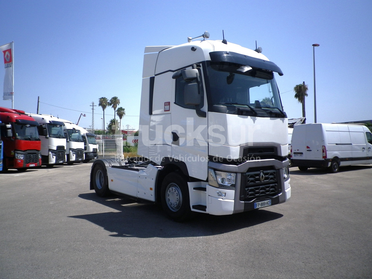 RENAULT T520 HIGH SLEEPER CAB - Vetopöytäauto: kuva RENAULT T520 HIGH SLEEPER CAB - Vetopöytäauto RENAULT T520 HIGH SLEEPER CAB - Vetopöytäauto: kuva RENAULT T520 HIGH SLEEPER CAB - Vetopöytäauto