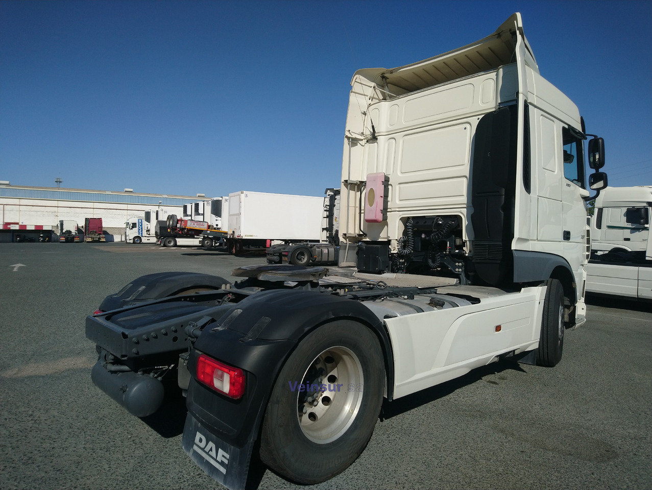 DAF FT 95XF530 - Vetopöytäauto: kuva DAF FT 95XF530 - Vetopöytäauto DAF FT 95XF530 - Vetopöytäauto: kuva DAF FT 95XF530 - Vetopöytäauto