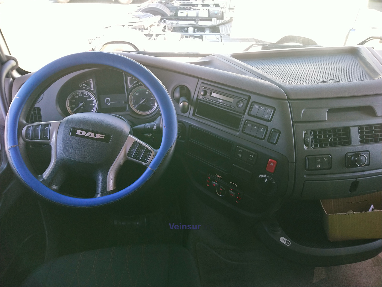 DAF FT 95XF530 - Vetopöytäauto: kuva DAF FT 95XF530 - Vetopöytäauto DAF FT 95XF530 - Vetopöytäauto: kuva DAF FT 95XF530 - Vetopöytäauto