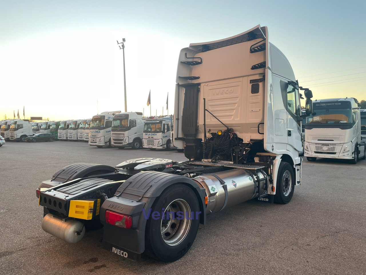 IVECO AT440S45T/P - Vetopöytäauto: kuva IVECO AT440S45T/P - Vetopöytäauto IVECO AT440S45T/P - Vetopöytäauto: kuva IVECO AT440S45T/P - Vetopöytäauto