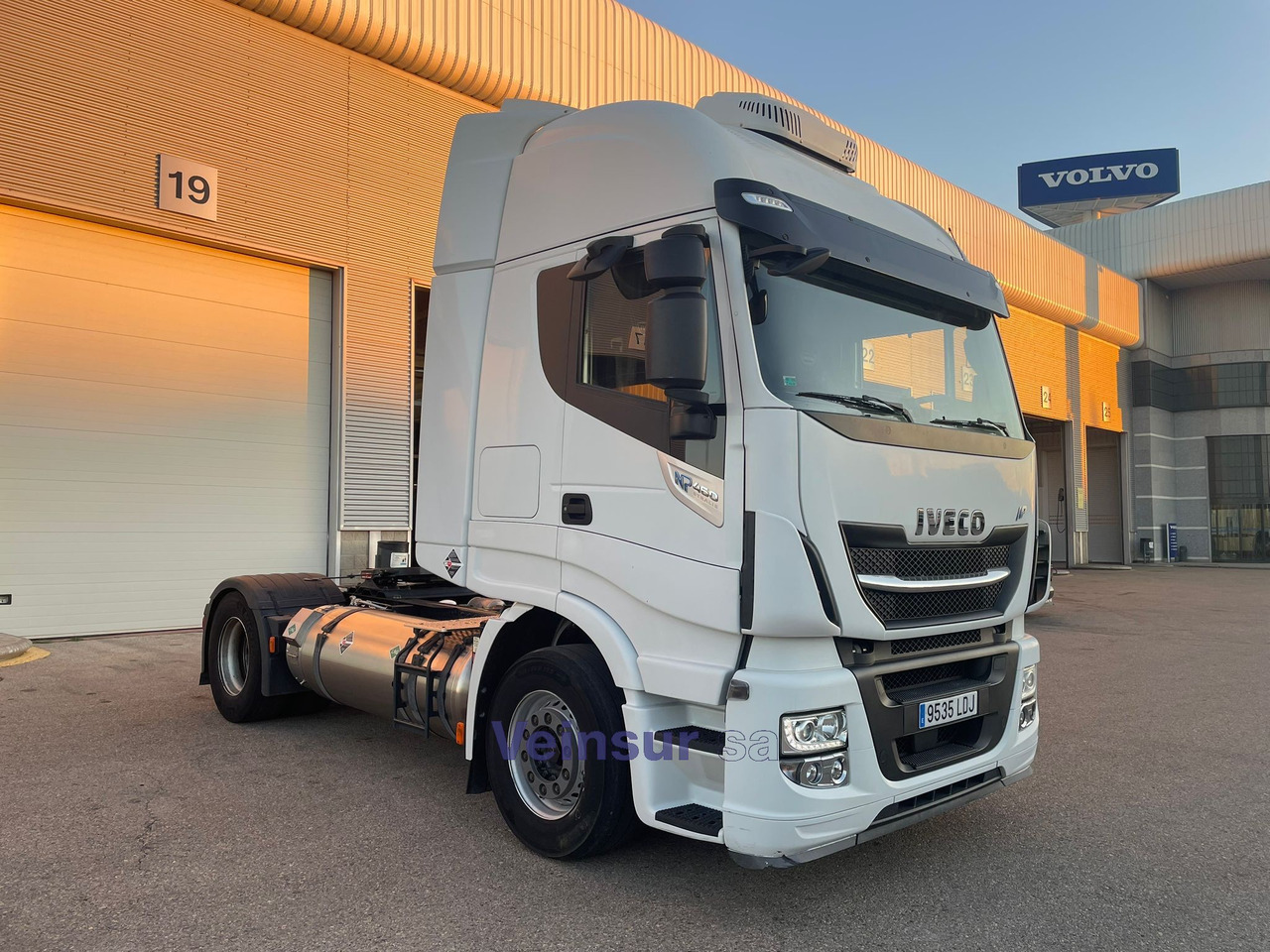 IVECO AT440S45T/P - Vetopöytäauto: kuva IVECO AT440S45T/P - Vetopöytäauto IVECO AT440S45T/P - Vetopöytäauto: kuva IVECO AT440S45T/P - Vetopöytäauto