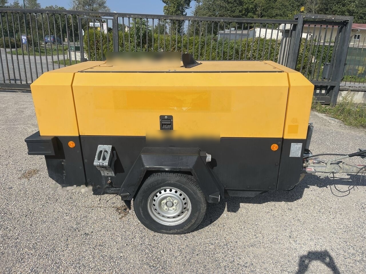 Doosan 7/73-10/53 - Ilmakompressori: kuva Doosan 7/73-10/53 - Ilmakompressori Doosan 7/73-10/53 - Ilmakompressori: kuva Doosan 7/73-10/53 - Ilmakompressori
