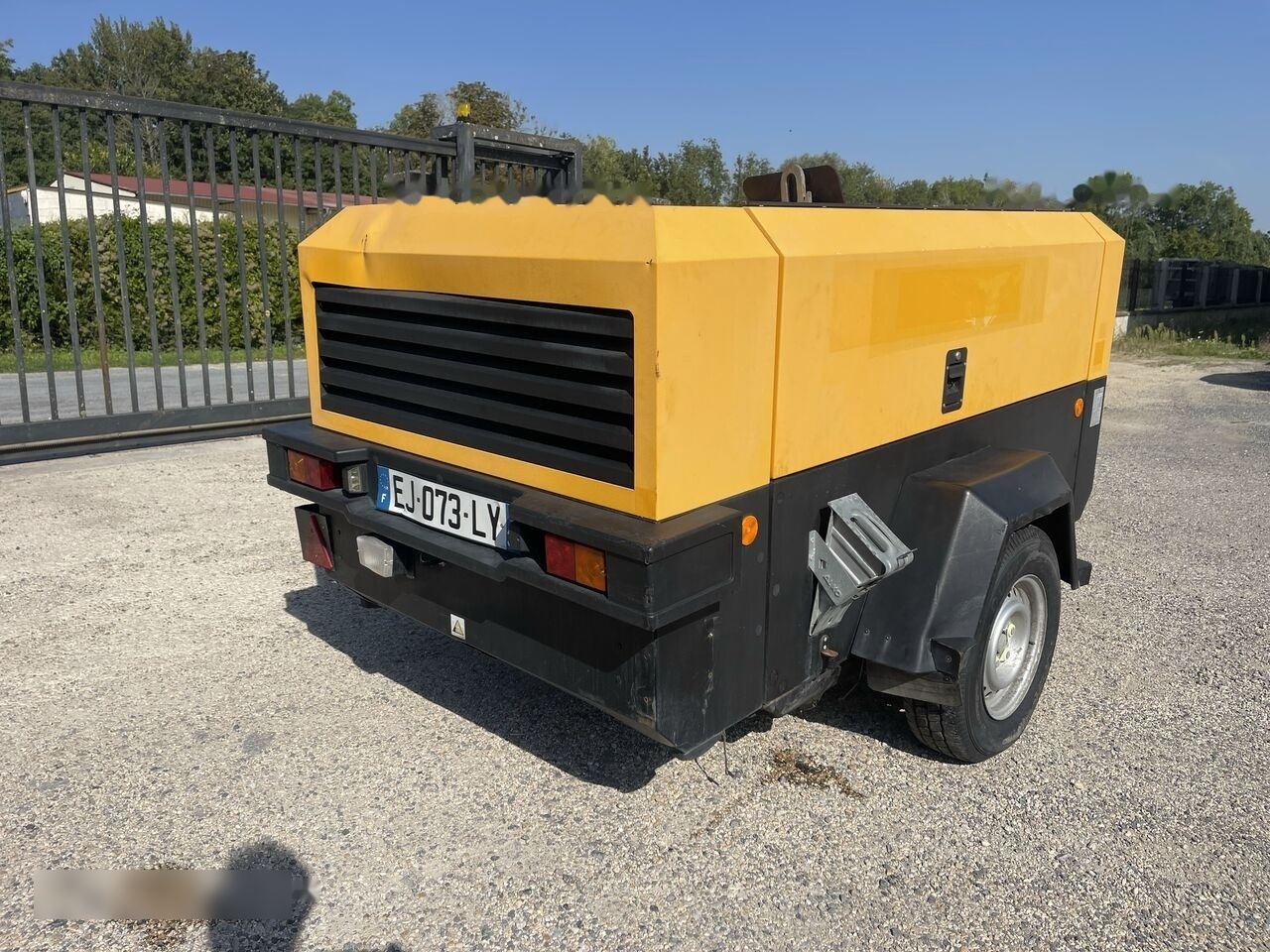 Doosan 7/73-10/53 - Ilmakompressori: kuva Doosan 7/73-10/53 - Ilmakompressori Doosan 7/73-10/53 - Ilmakompressori: kuva Doosan 7/73-10/53 - Ilmakompressori