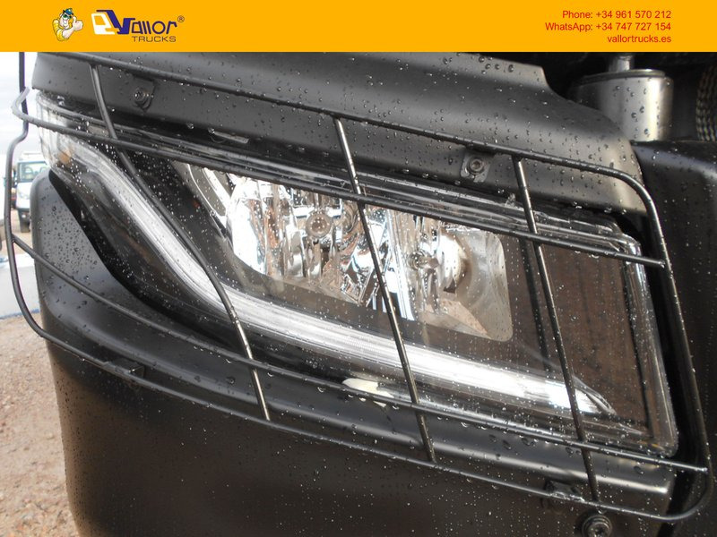 IVECO TWAY 6x4 - TRUCK FOR EXPORT - Vetopöytäauto: kuva IVECO TWAY 6x4 - TRUCK FOR EXPORT - Vetopöytäauto IVECO TWAY 6x4 - TRUCK FOR EXPORT - Vetopöytäauto: kuva IVECO TWAY 6x4 - TRUCK FOR EXPORT - Vetopöytäauto