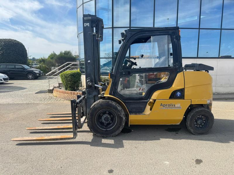 Caterpillar DP45NT - Dieseltrukki: kuva Caterpillar DP45NT - Dieseltrukki Caterpillar DP45NT - Dieseltrukki: kuva Caterpillar DP45NT - Dieseltrukki
