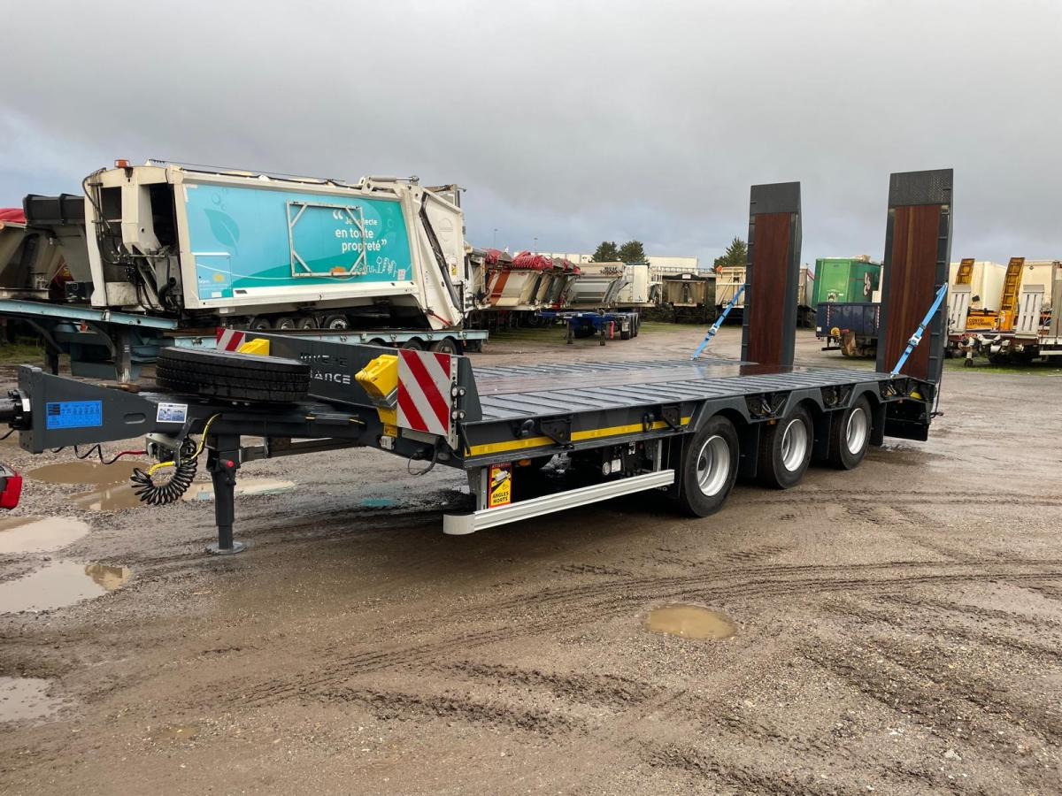 Invepe - Apuvaunu perävaunu: kuva Invepe - Apuvaunu perävaunu Invepe - Apuvaunu perävaunu: kuva Invepe - Apuvaunu perävaunu