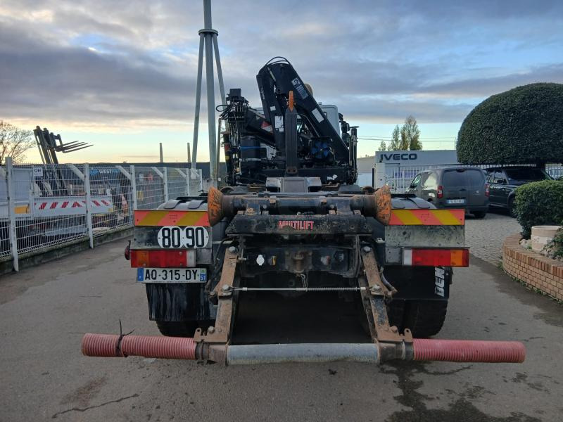 Iveco Trakker - Koukkulava kuorma-auto: kuva Iveco Trakker - Koukkulava kuorma-auto Iveco Trakker - Koukkulava kuorma-auto: kuva Iveco Trakker - Koukkulava kuorma-auto