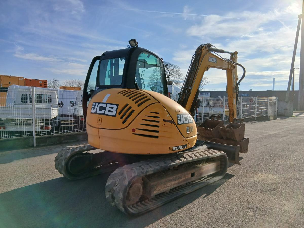 Jcb 8085ZTS - Minikuormaaja: kuva Jcb 8085ZTS - Minikuormaaja Jcb 8085ZTS - Minikuormaaja: kuva Jcb 8085ZTS - Minikuormaaja