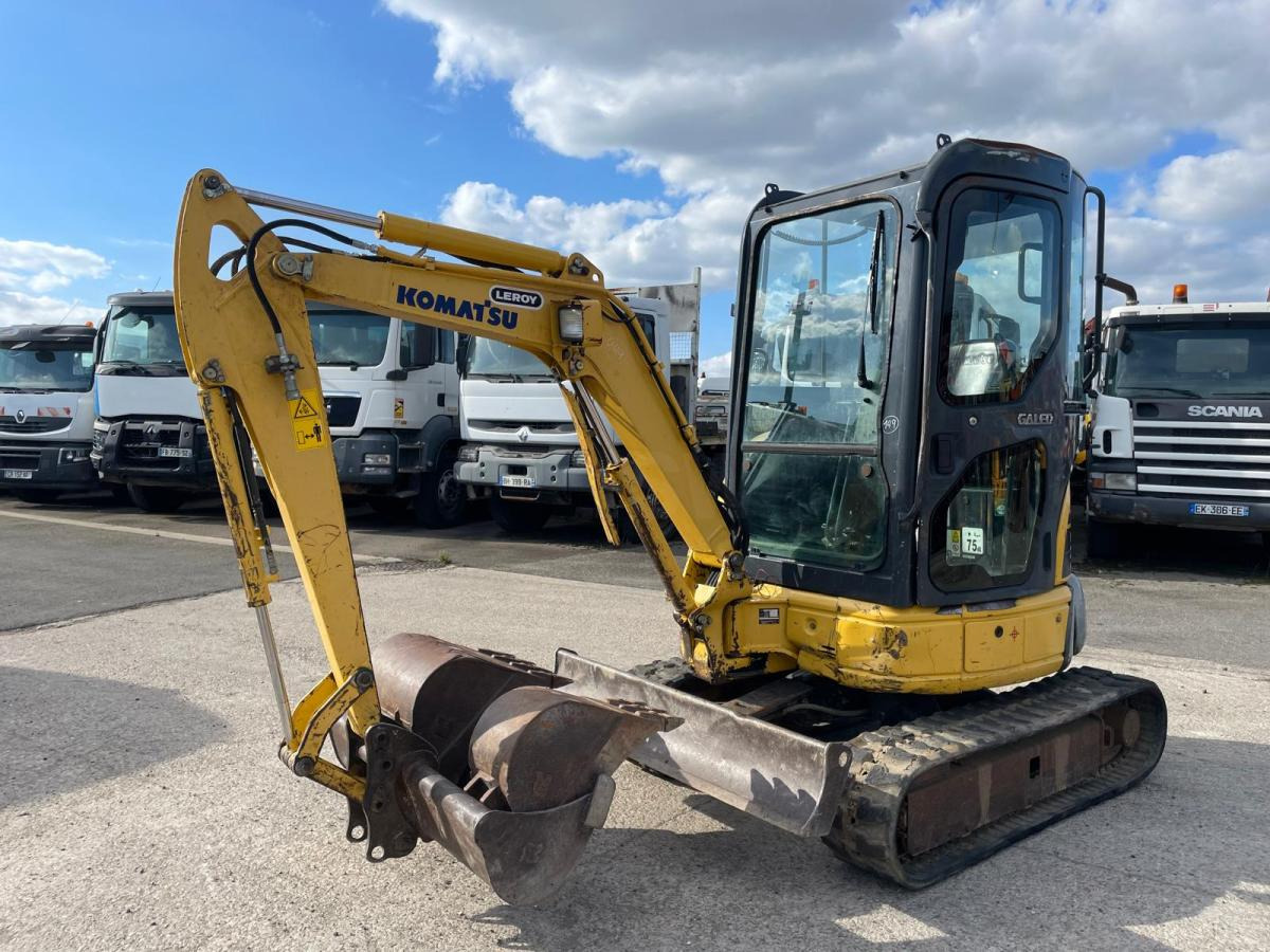 Komatsu PC20R-8 - Minikuormaaja: kuva Komatsu PC20R-8 - Minikuormaaja Komatsu PC20R-8 - Minikuormaaja: kuva Komatsu PC20R-8 - Minikuormaaja