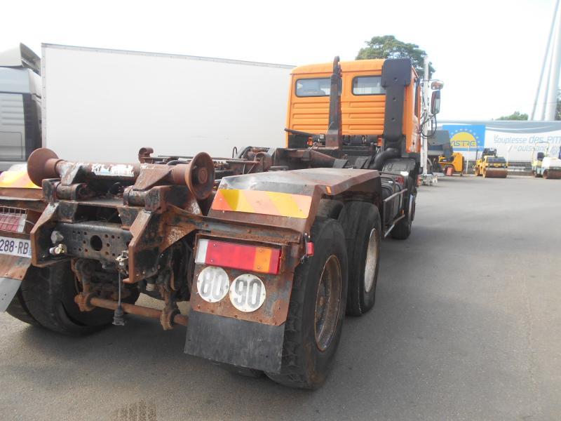 Koukkulava kuorma-auto MAN 32.322: kuva Koukkulava kuorma-auto MAN 32.322