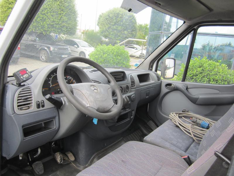 Kylmäauto Mercedes 308D: kuva Kylmäauto Mercedes 308D