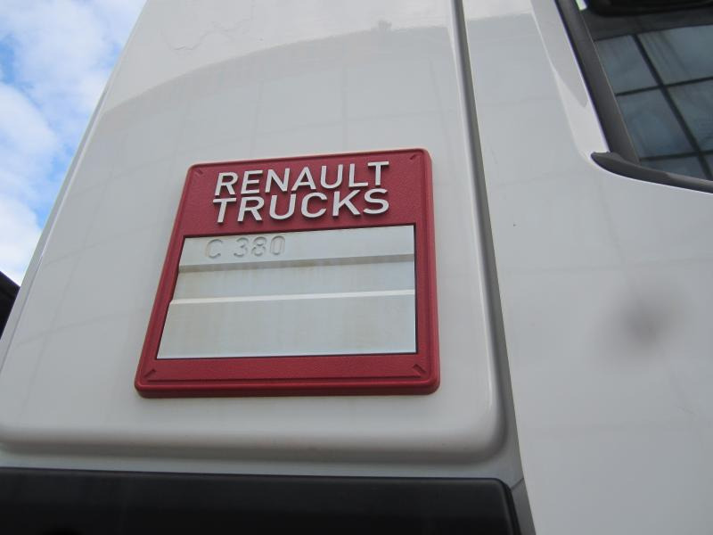Renault Gamme C 380 - Koukkulava kuorma-auto: kuva Renault Gamme C 380 - Koukkulava kuorma-auto Renault Gamme C 380 - Koukkulava kuorma-auto: kuva Renault Gamme C 380 - Koukkulava kuorma-auto