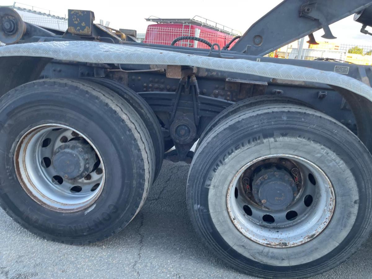 Renault Kerax 410 DXI - Koukkulava kuorma-auto: kuva Renault Kerax 410 DXI - Koukkulava kuorma-auto Renault Kerax 410 DXI - Koukkulava kuorma-auto: kuva Renault Kerax 410 DXI - Koukkulava kuorma-auto