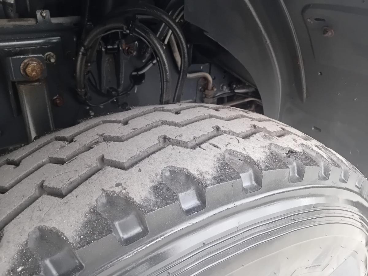 Renault Kerax 430 DXI - Nostovarsi-vaihtolavakuorma kuorma-auto: kuva Renault Kerax 430 DXI - Nostovarsi-vaihtolavakuorma kuorma-auto Renault Kerax 430 DXI - Nostovarsi-vaihtolavakuorma kuorma-auto: kuva Renault Kerax 430 DXI - Nostovarsi-vaihtolavakuorma kuorma-auto