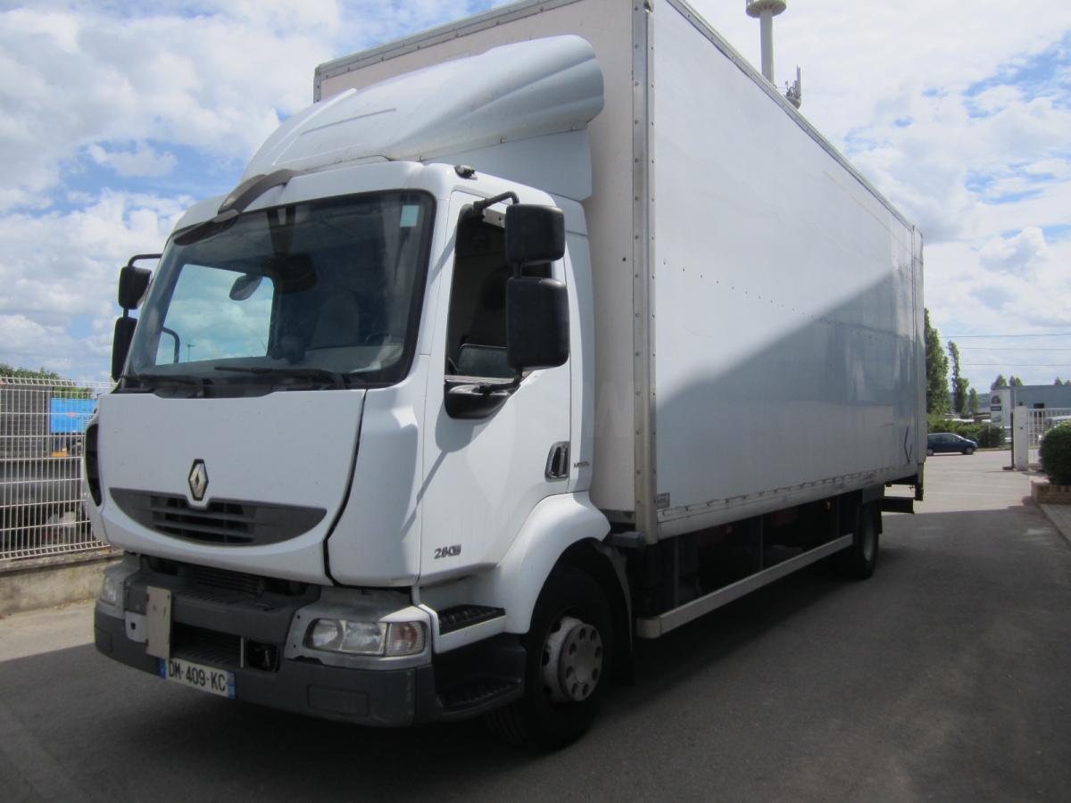 Renault Midlum 280 DXI - Umpikori kuorma-auto: kuva Renault Midlum 280 DXI - Umpikori kuorma-auto Renault Midlum 280 DXI - Umpikori kuorma-auto: kuva Renault Midlum 280 DXI - Umpikori kuorma-auto