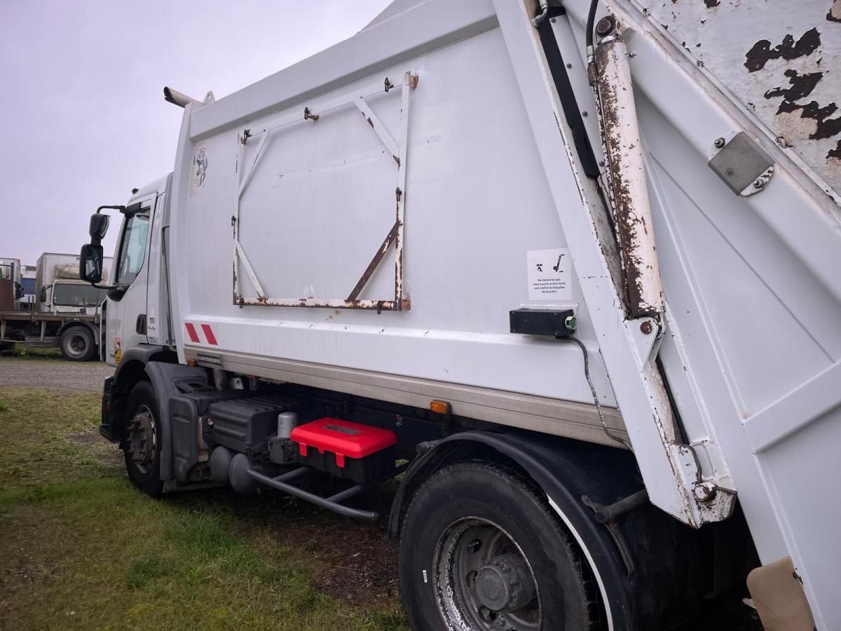 Renault Premium 280.19 DXI - Roska-auto: kuva Renault Premium 280.19 DXI - Roska-auto Renault Premium 280.19 DXI - Roska-auto: kuva Renault Premium 280.19 DXI - Roska-auto