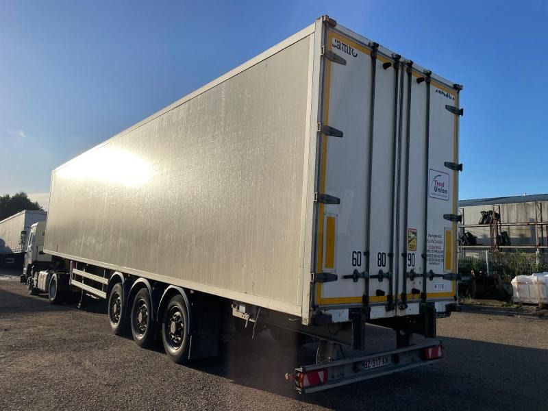 Samro - Umpikori puoliperävaunu: kuva Samro - Umpikori puoliperävaunu Samro - Umpikori puoliperävaunu: kuva Samro - Umpikori puoliperävaunu