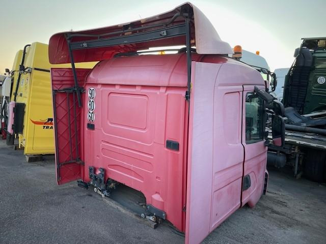 Scania R - Ohjaamo - Kuorma-auto: kuva Scania R - Ohjaamo - Kuorma-auto Scania R - Ohjaamo - Kuorma-auto: kuva Scania R - Ohjaamo - Kuorma-auto