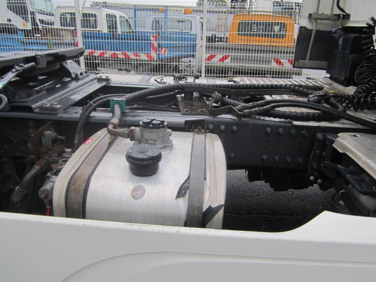 DAF XF 480 - Vetopöytäauto: kuva DAF XF 480 - Vetopöytäauto DAF XF 480 - Vetopöytäauto: kuva DAF XF 480 - Vetopöytäauto