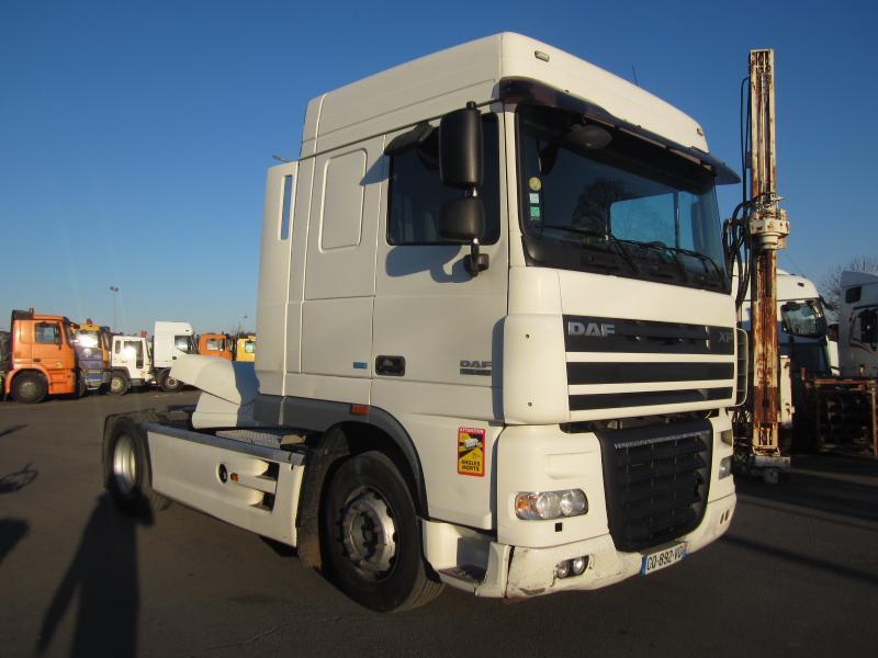 DAF XF105 460 - Vetopöytäauto: kuva DAF XF105 460 - Vetopöytäauto DAF XF105 460 - Vetopöytäauto: kuva DAF XF105 460 - Vetopöytäauto