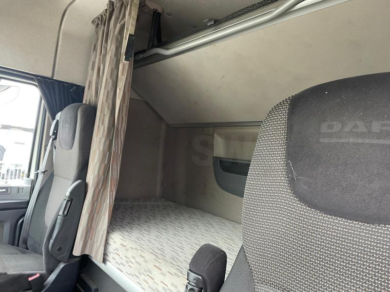 DAF XF460 - Vetopöytäauto: kuva DAF XF460 - Vetopöytäauto DAF XF460 - Vetopöytäauto: kuva DAF XF460 - Vetopöytäauto