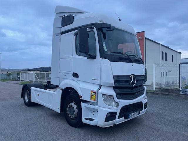 Mercedes Actros 1845 - Vetopöytäauto: kuva Mercedes Actros 1845 - Vetopöytäauto Mercedes Actros 1845 - Vetopöytäauto: kuva Mercedes Actros 1845 - Vetopöytäauto