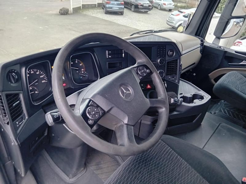 Mercedes Actros 1845 - Vetopöytäauto: kuva Mercedes Actros 1845 - Vetopöytäauto Mercedes Actros 1845 - Vetopöytäauto: kuva Mercedes Actros 1845 - Vetopöytäauto