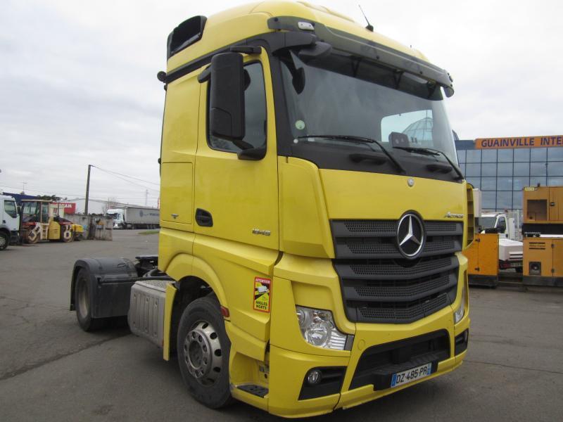 Mercedes Actros 1845 - Vetopöytäauto: kuva Mercedes Actros 1845 - Vetopöytäauto Mercedes Actros 1845 - Vetopöytäauto: kuva Mercedes Actros 1845 - Vetopöytäauto