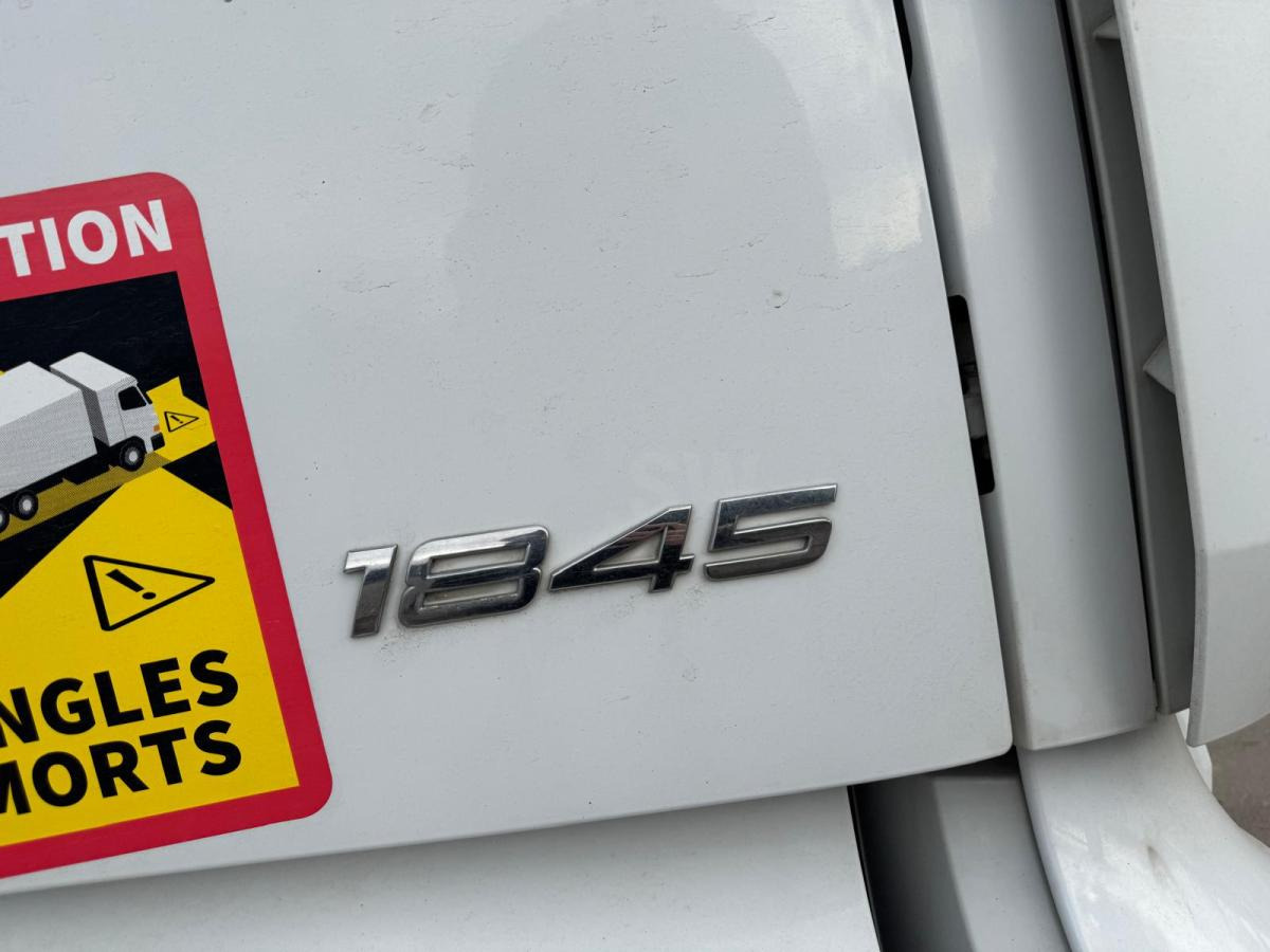 Mercedes Actros 1845 - Vetopöytäauto: kuva Mercedes Actros 1845 - Vetopöytäauto Mercedes Actros 1845 - Vetopöytäauto: kuva Mercedes Actros 1845 - Vetopöytäauto