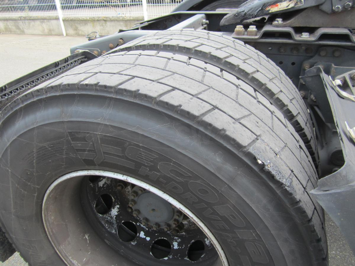 Renault Premium - Vetopöytäauto: kuva Renault Premium - Vetopöytäauto Renault Premium - Vetopöytäauto: kuva Renault Premium - Vetopöytäauto